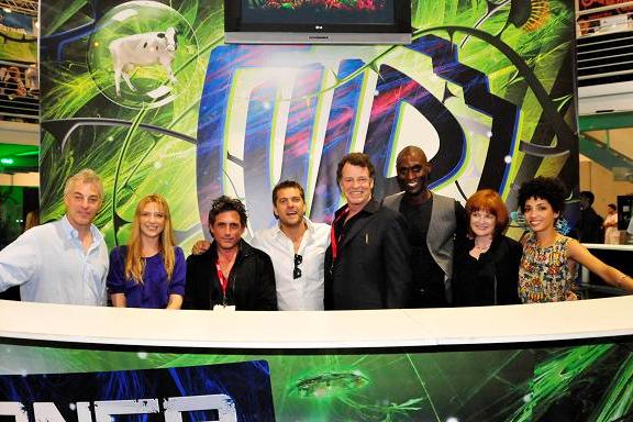 Comic-Con 2010 Fringe Signing courtesy Warner Brothers