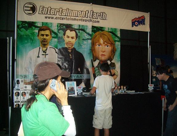 LOST Auction fans visit Entertainment Earth!