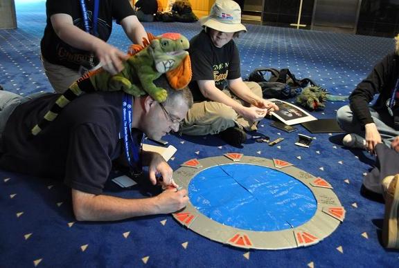 Gatecon 2010 Signing the Stargate!