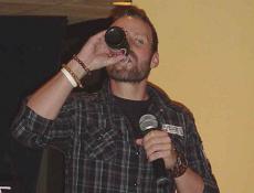2009-LA-SGCon-Ryan-drink-before-karaoke