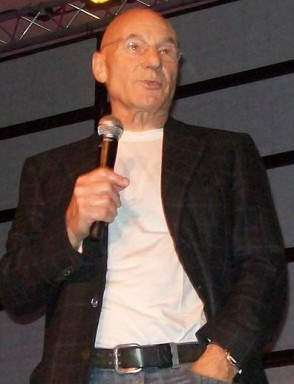 Sir Patrick Stewart at 2010 SF Star Trek. Click & visit Creation Ent