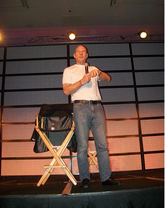 Sir Patrick at 2010 SF Star Trek. Click and vist Creation Ent