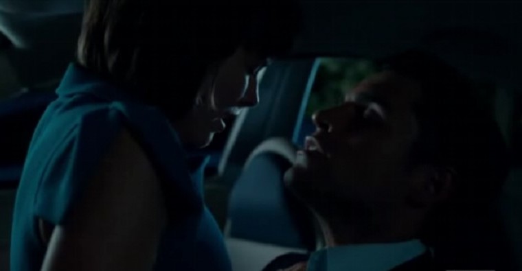 Incorporated S1x02 Laura and Roger have sex i the driveway
