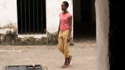 Treadstone S1x05 Tara in the Ghana prison