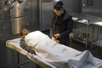 Debris S1x03 Finola with her father George Jones before his body is switched