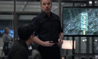 Debris S1x08 Craig Maddox briefs the Orbital team