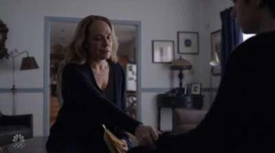 Debris S1x13 Julia tries to teach her son Dario how to speak again