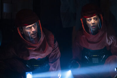 Debris S1x12 Finola and Bryan enter the darkened Orbital facility to investigate