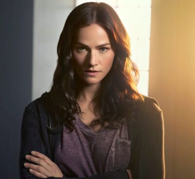 Kelly Overton as Vanessa Van Helsing. Image courtesy SYFY