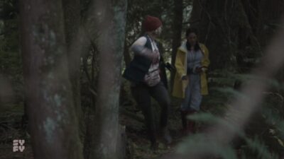 Day of the Dead S1x06 The Lady Birders of Nepa run for their lives