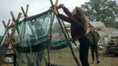 La Brea S1x08 An A Frame to shelter in the supplies