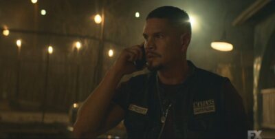 Mayans MC S4x06 EZ tries to get Emily to allow him to help