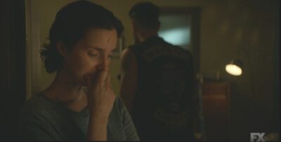 Mayans MC S4x07 Adelita has brought her and Angels son home