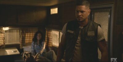 Mayans MC S4x07 EZ goes home to a patiently waiting Sofia