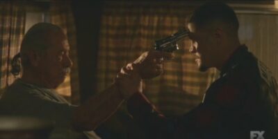 Mayans MC S4x09 EZ points the gun at his own head