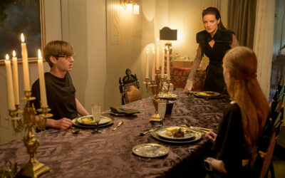 The Ark S1x11 Angus and Kelly have dinner with Mom