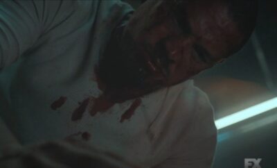 Mayans MC S5x05 Ez smashes the SOA members head killing him