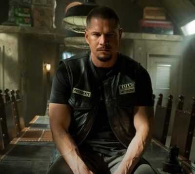 Mayans MC S5x10 Ez just before he is killed by the Mayans