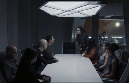 The Ark S2x12 Garnet calls a Command Meeting