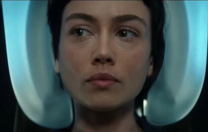 Alien Earth S1x04 Wendy recovering after surviving the Xenomorph battle