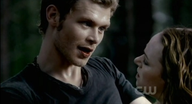 3x02 TVD Klaus making hybrids