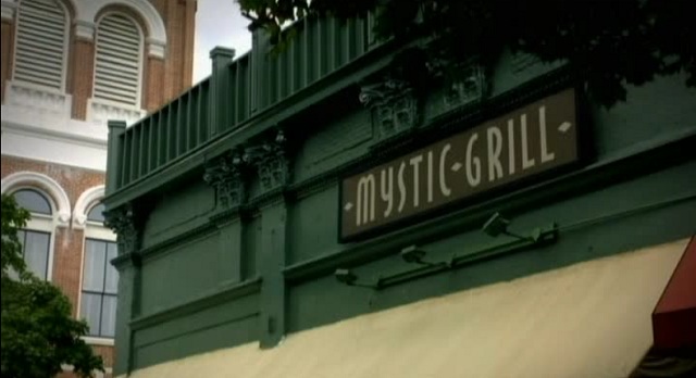 3x02 TVD Mystic Grill