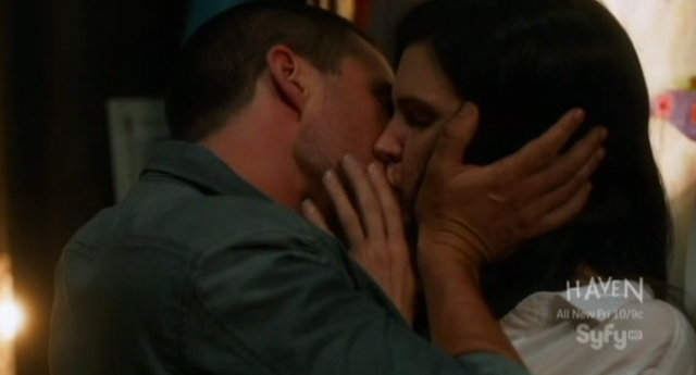 Alphas S1x06 - Bill and Gary's Excellent Adventure - Nina and Cameron Kiss