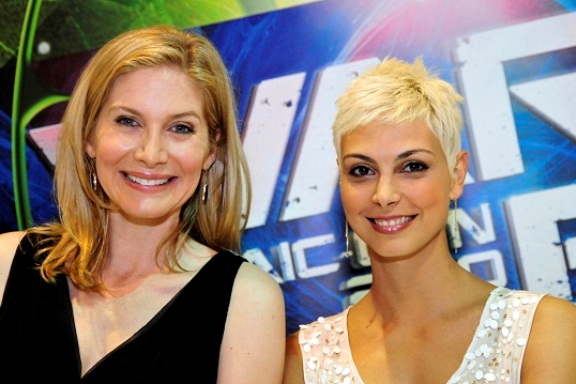 2010 Comic Con Elizabeth Mitchell and Morena Baccarin