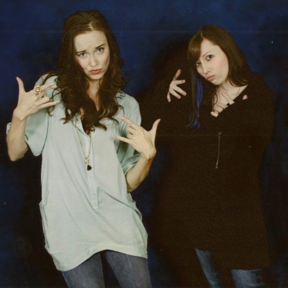 TriCon 2010 - Elyse and Me - Ghetto pose