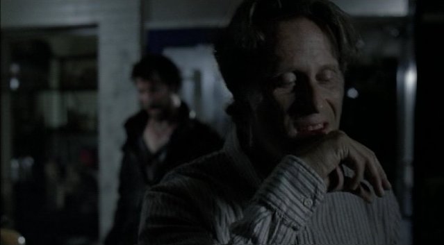 Falling Skies S1x03 - Punched in the mouth