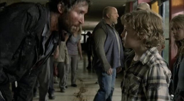 Falling Skies S1x03 - Tom and Matt with talking distraction in background