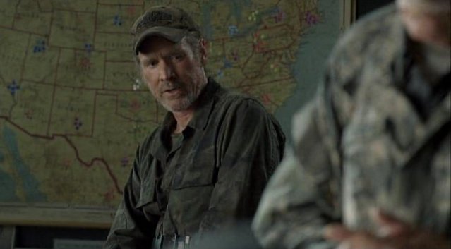 Falling Skies S1x03 - Will Patton as Captain Weaver