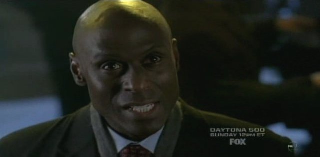 Fringe S3x14 6B Broyles - Get out of there now!