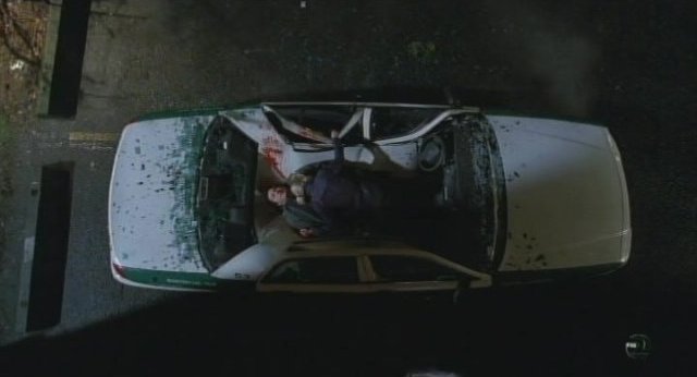 Fringe S3x17 Destruction of another automobile