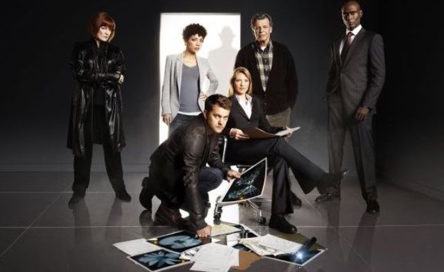 Fringe Season 3 Team Banner