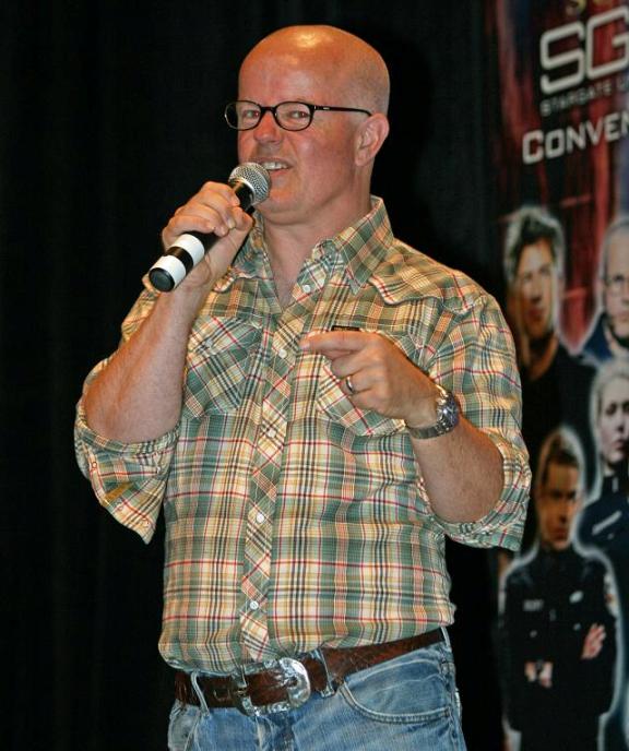 Gary Jones shares stories of Stargate at MinCon!