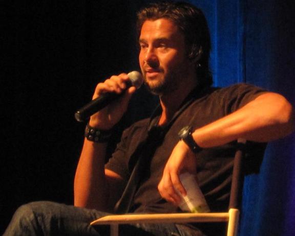 ChiCon 2010 handsome Steve Bacic during his panel!