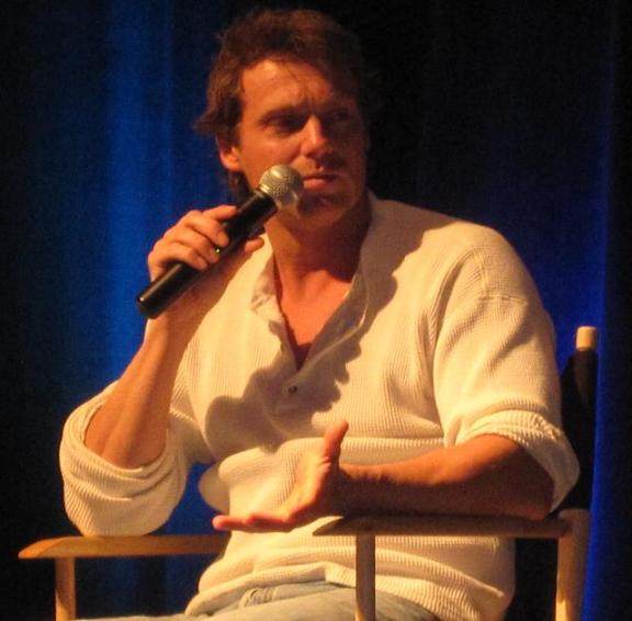 ChiCon 2010 Amazing Michael Shanks answers me!