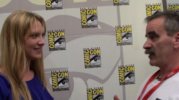 Comic-Con Anna Torv and Kenn on Fringe Red Carpet