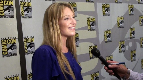 Comic-Con 2010 Anna Torv on the Red Carpet