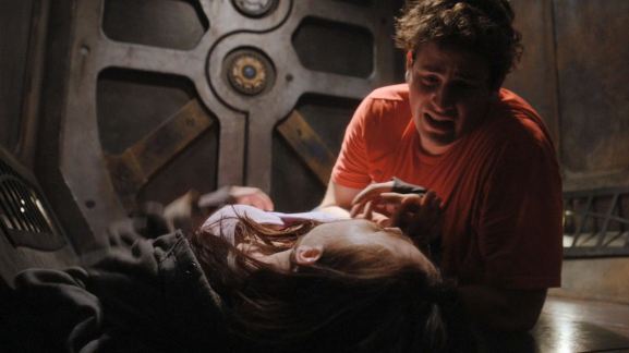 Chloe and Eli. Click to visit SGU on Syfy