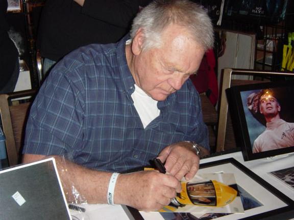 Gary Lockwood - Clisk to visit Creation Entertainment