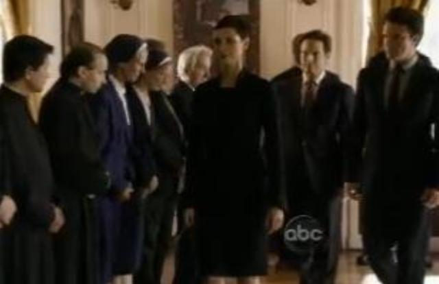 V Series S2x04 Unholy Alliance - Anna at the Vatican!