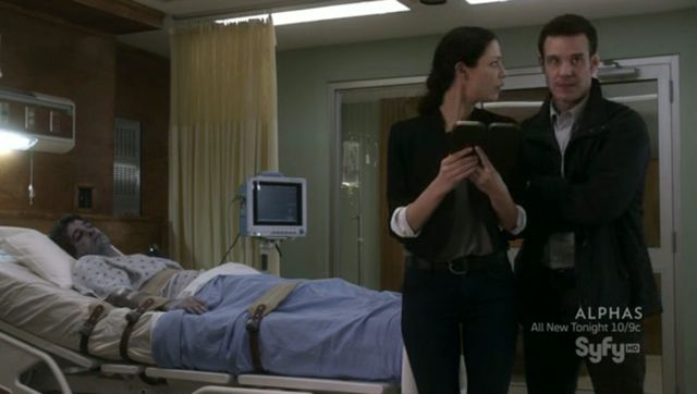 Warehouse 13 S3x10 In hospital with Kevin