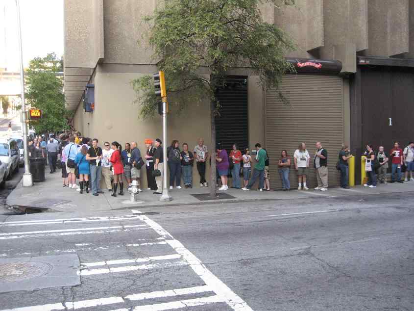 Line for the Shatner/Nimoy Panel