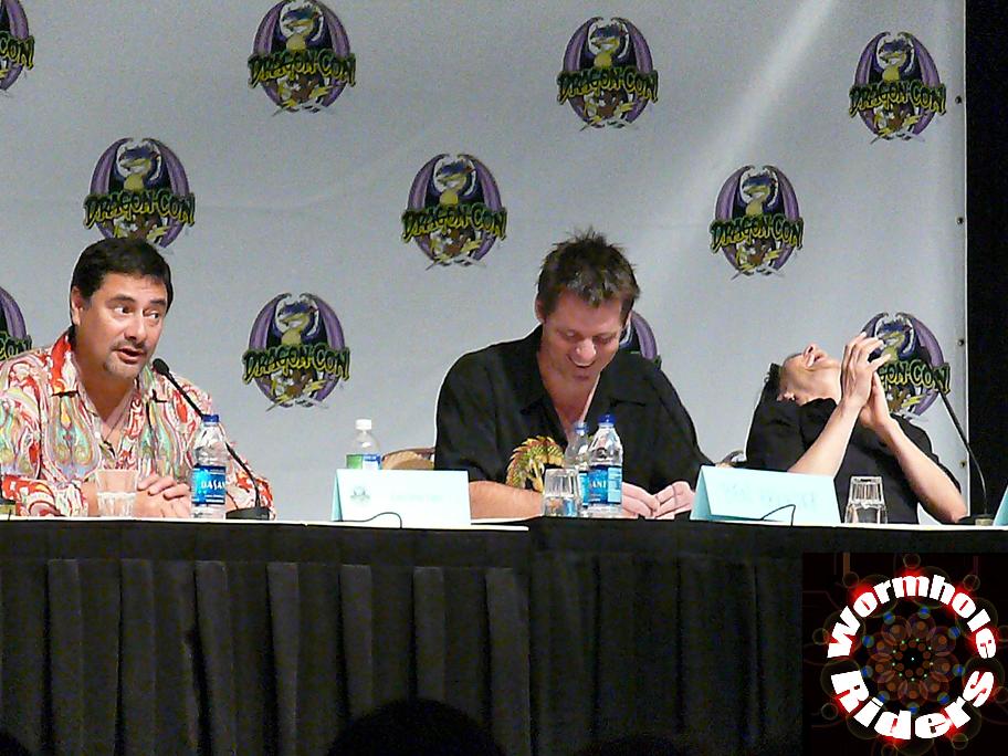 MondayFarscape Panel